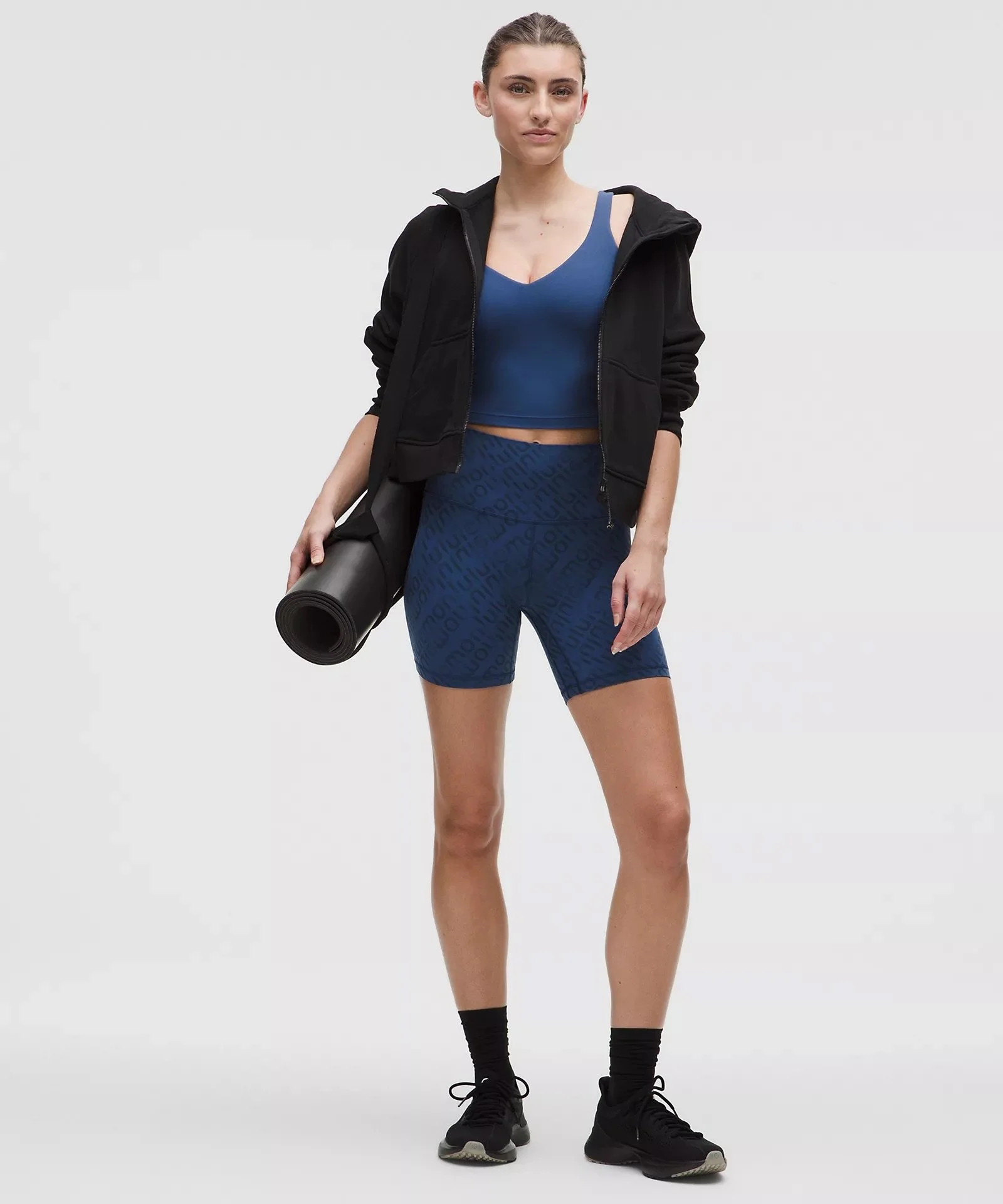 タグ付け☆Lululemon ヨガパンツ サイズ6ネイビー lululemon Flux Wordmark Print Collection - September 2025 — EXTRA